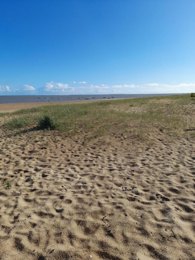 Maisonnette A Deux Pas De La Plage Dans Residence Calme La Tranche-sur-Mer Eksteriør bilde