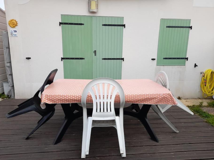 Maisonnette A Deux Pas De La Plage Dans Residence Calme La Tranche-sur-Mer Eksteriør bilde